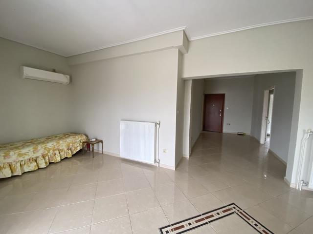 Image No.12-3 Bed Apartment for sale