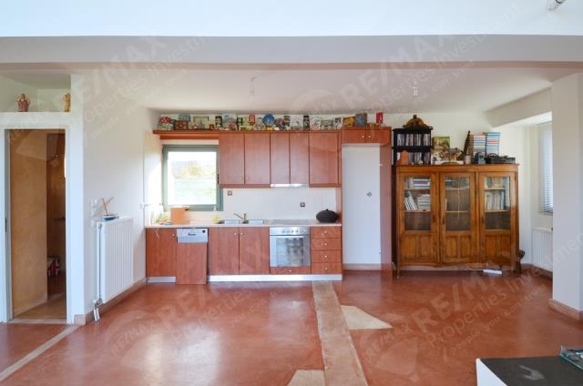 Image No.17-3 Bed Maisonette for sale