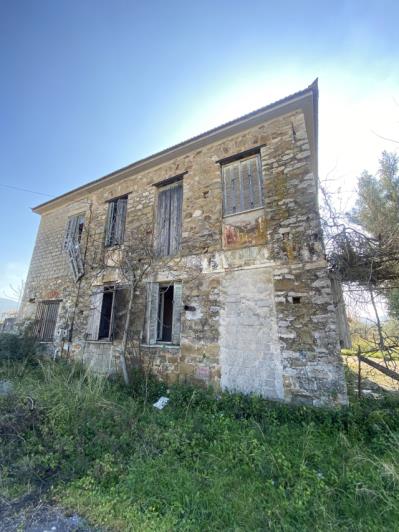 Image No.1-4 Bed Villa / Detached for sale