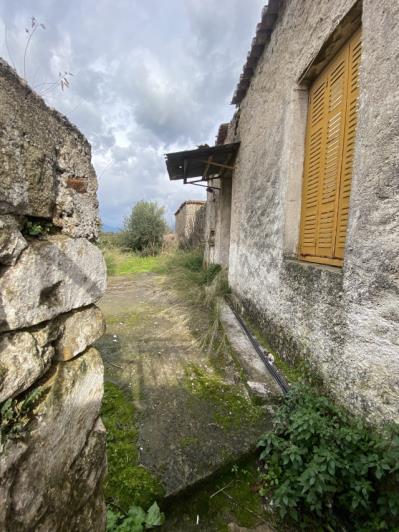 Image No.2-3 Bed Land for sale