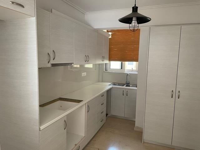 Image No.1-Appartement de 2 chambres à vendre à Glyfada