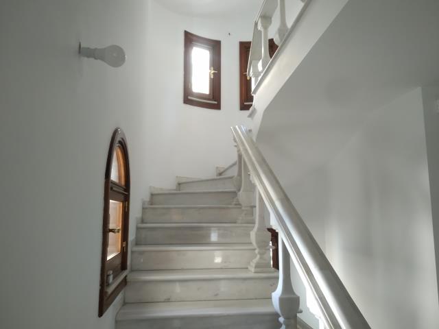 Image No.14-5 Bed Villa / Detached for sale