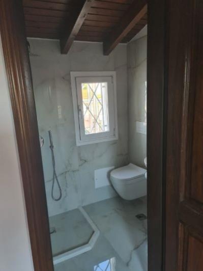 Image No.9-3 Bed Maisonette for sale