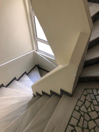 Image No.6-6 Bed Commercial for sale