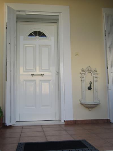 Image No.14-3 Bed Maisonette for sale