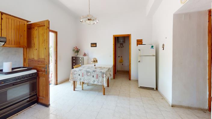 Image No.10-1 Bed House for sale