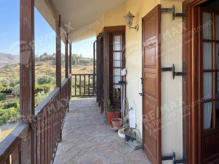 Image No.3-Maison de 4 chambres à vendre à Markopoulo