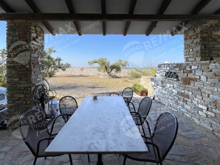 Image No.9-Maison de 4 chambres à vendre à Markopoulo