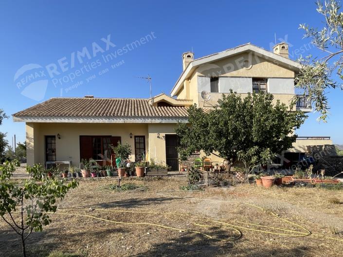 Image No.17-Maison de 4 chambres à vendre à Markopoulo