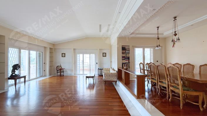 Image No.8-6 Bed Villa for sale