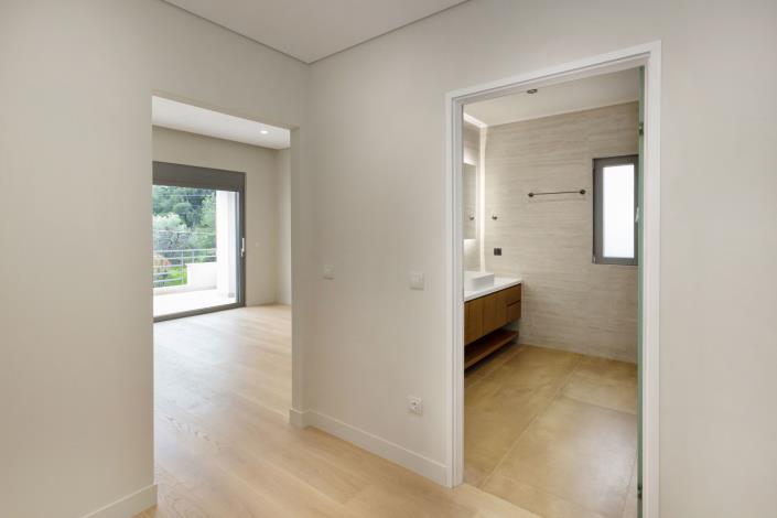 Image No.9-4 Bed Villa / Detached for sale