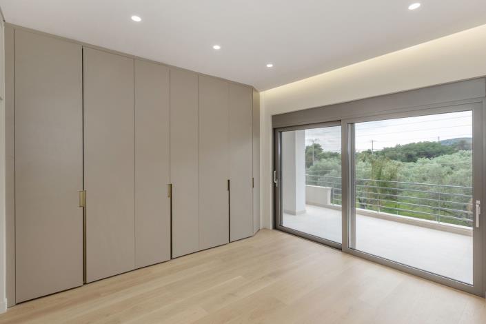 Image No.22-4 Bed Villa / Detached for sale