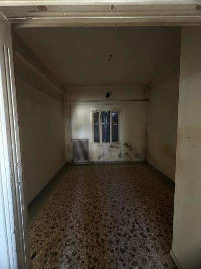 Image No.3-2 Bed Semi-Detached for sale