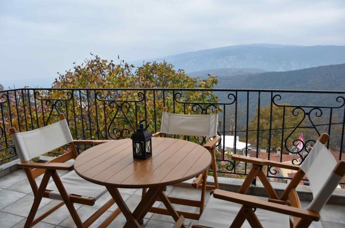 Image No.4-6 Bed House for sale