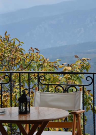 Image No.14-6 Bed House for sale