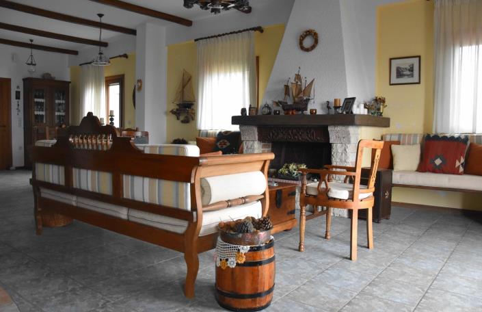 Image No.22-6 Bed House for sale