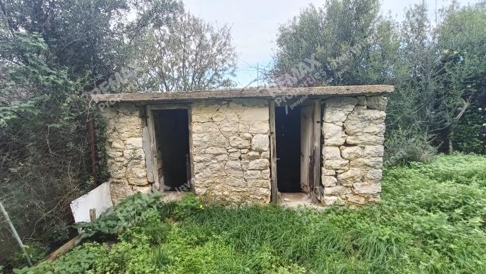 Image No.21-Propriété de 12 chambres à vendre à Kalamata