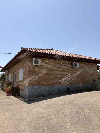 Image No.20-2 Bed Villa / Detached for sale