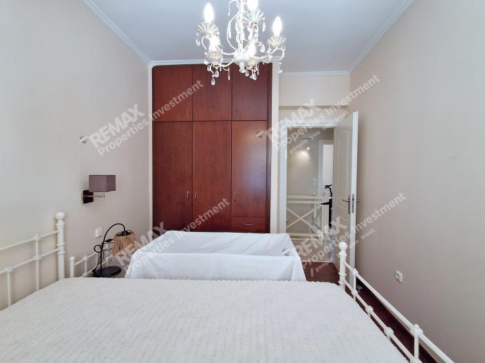 Image No.24-4 Bed Villa / Detached for sale
