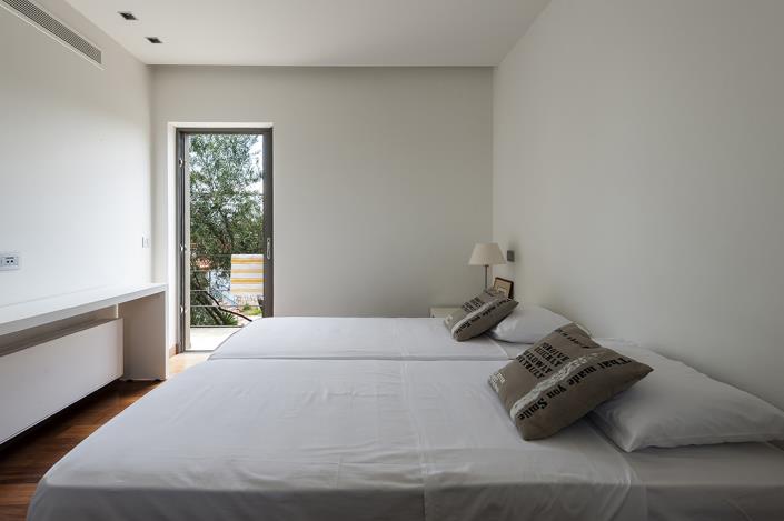 Image No.10-6 Bed House/Villa for sale