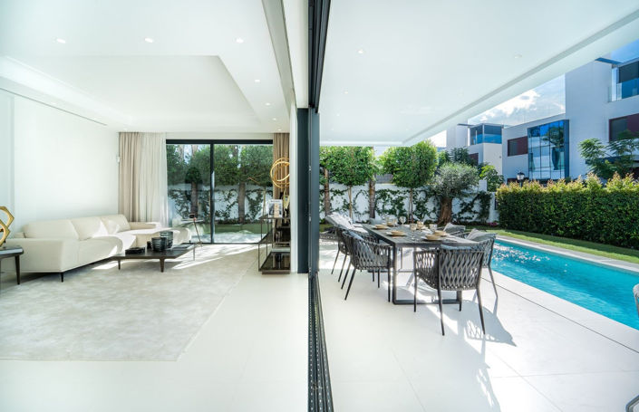 Image No.26-4 Bed Villa for sale