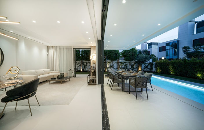 Image No.27-4 Bed Villa for sale