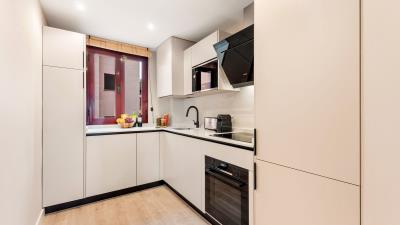 15-e65d437abef3cdae9b514eeeb695a8b9