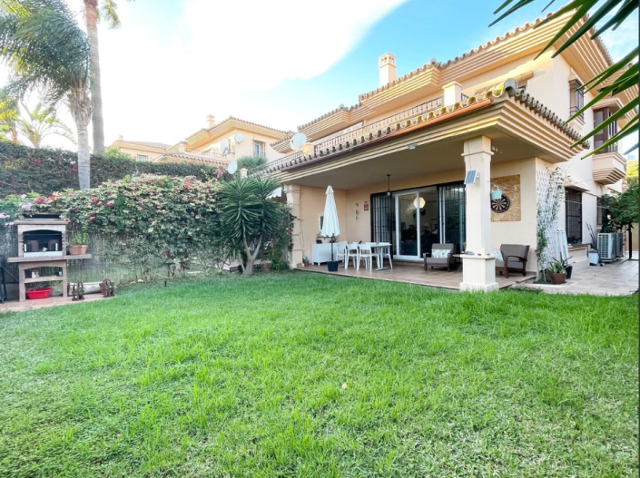 Image No.15-3 Bed Semi-Detached for sale