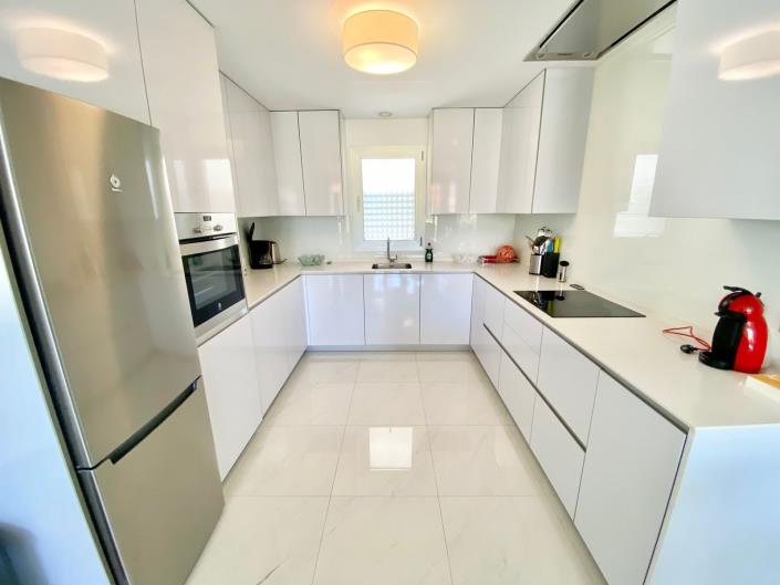 Image No.7-3 Bed Apartment for sale