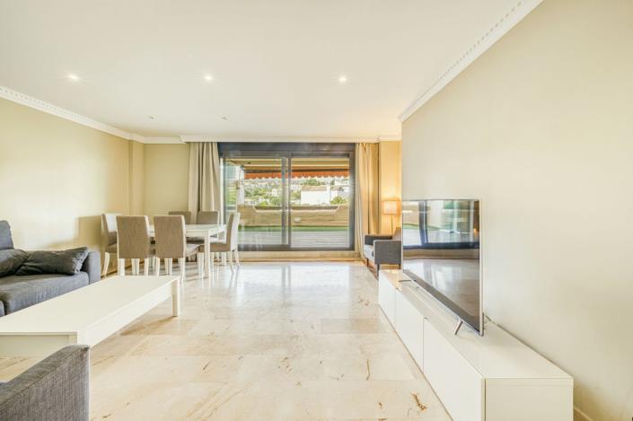 Image No.9-2 Bed Apartment for sale