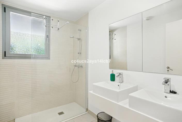 Image No.18-2 Bed Apartment for sale