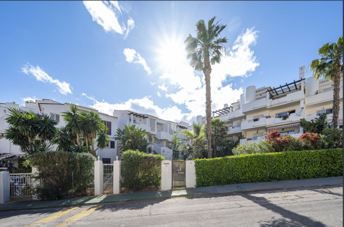 Image No.16-2 Bed Apartment for sale