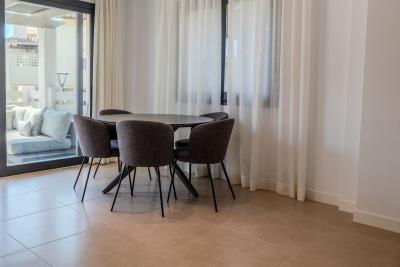 0-644887ed831e8682853ff700c7704b89