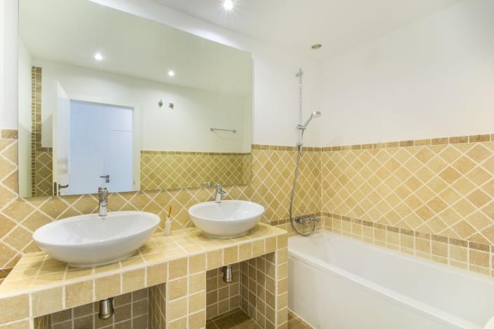 Image No.9-2 Bed Apartment for sale