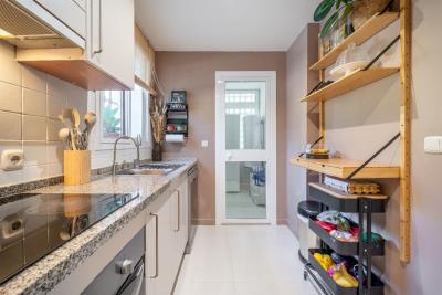 11-4d8aa6e612c0d8ce985b634e45aeea7a