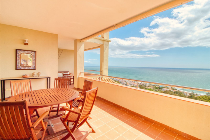 Image No.3-3 Bed Apartment for sale