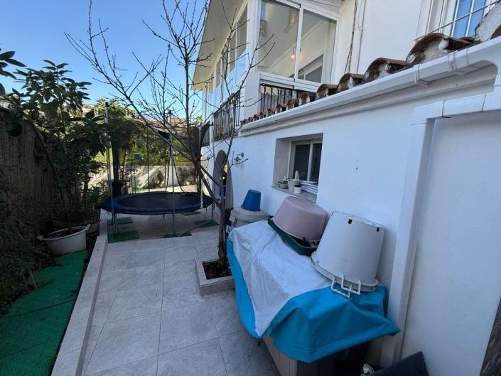 Image No.7-3 Bed Townhouse for sale