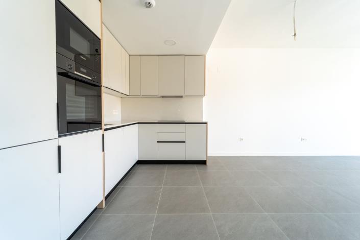 Image No.19-2 Bed Apartment for sale