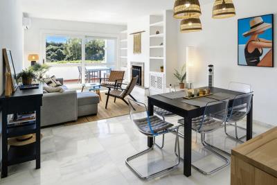 4-498bdfab4a7fcf25df40c2176acd63a0