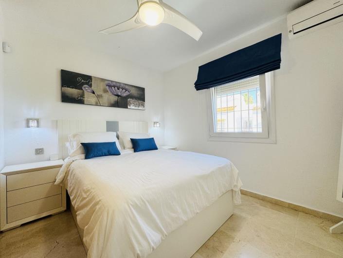 Image No.16-3 Bed Townhouse for sale