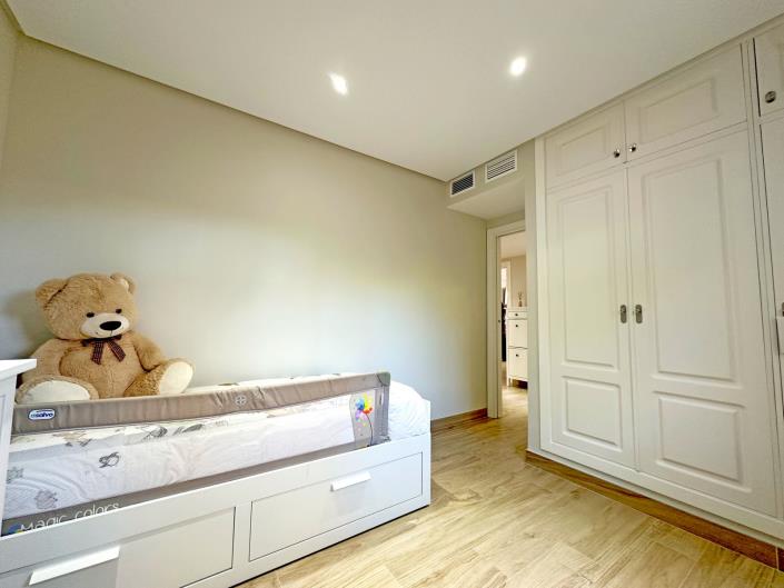 Image No.14-2 Bed Apartment for sale