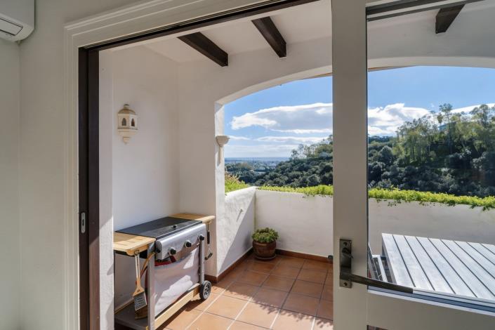 Image No.5-2 Bed Apartment for sale