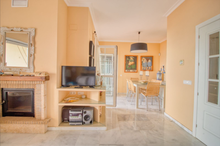 Image No.9-3 Bed Apartment for sale