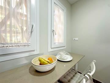 12-9d2414e6554ff283a7dbb3894364f2bd