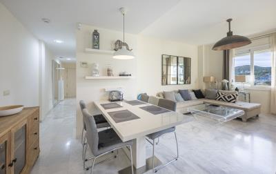 6-fa543ff60f4e104718a0562ed3ccbf30