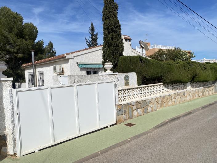 Image No.3-2 Bed House/Villa for sale