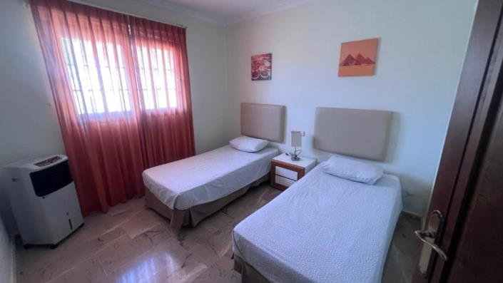 Image No.28-4 Bed House/Villa for sale