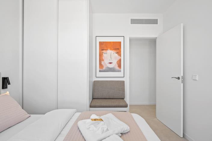 Image No.41-3 Bed Apartment for sale