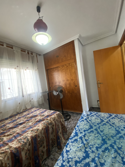 Image No.55-3 Bed Townhouse for sale