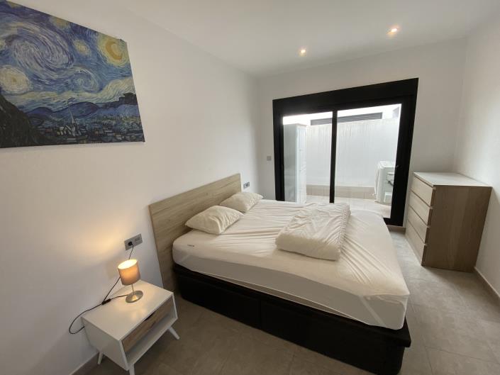 Image No.32-2 Bed Apartment for sale